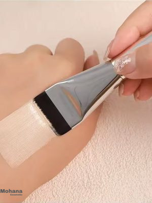 Lightweight-Ultra-Thin-Foundation-Brush2